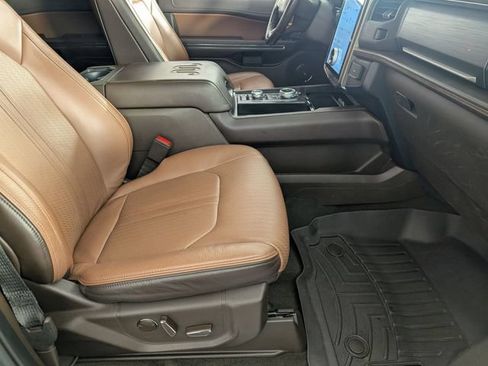 Used 2024 Ford Expedition Max King Ranch AWD/4WD image 36