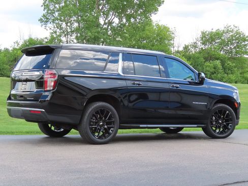 Certified 2023 Chevrolet Suburban Premier w/ Max Trailering Package AWD/4WD image 3