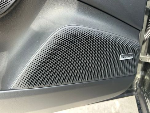 Used 2026 Porsche Macan Electric RWD image 22