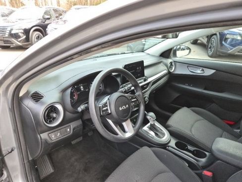 Used 2024 Kia Forte LXS w/ LXS Technology Package image 14