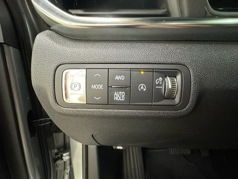Used 2025 GMC Terrain Elevation w/ Elevation Premium Package AWD/4WD image 27