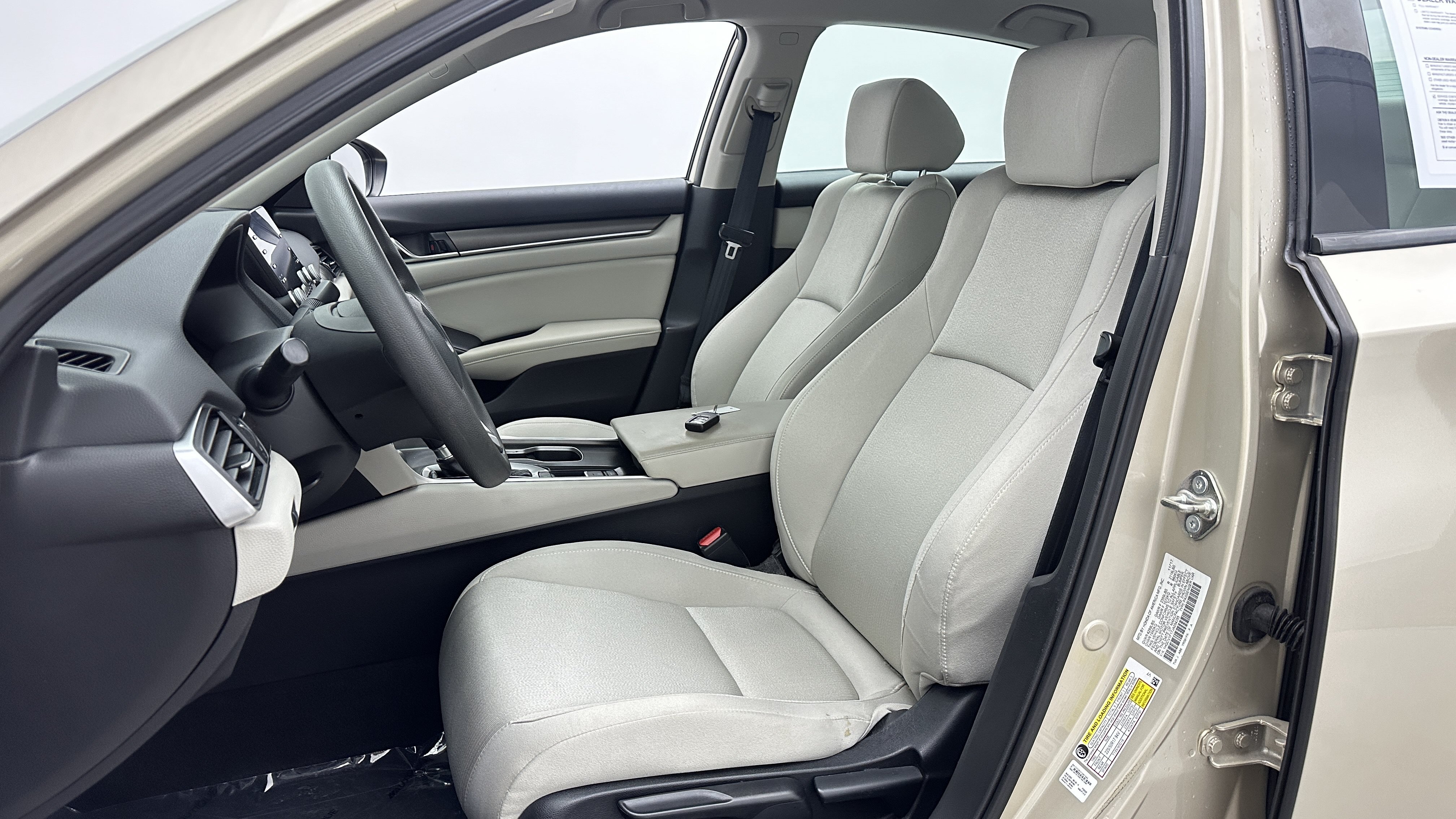 Used 2018 Honda Accord LX image 11
