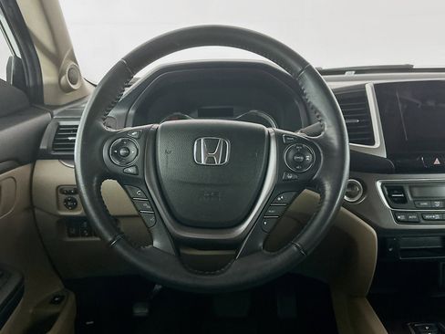 Used 2020 Honda Ridgeline RTL image 17
