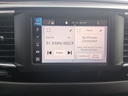 Used 2023 Chrysler Voyager LX image 25