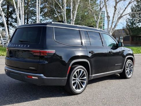 Used 2022 Jeep Wagoneer Series III w/ Premium Group I image 8