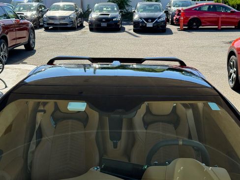 Used 2022 Chevrolet Corvette Stingray Premium Conv w/ Z51 Performance Package RWD image 27
