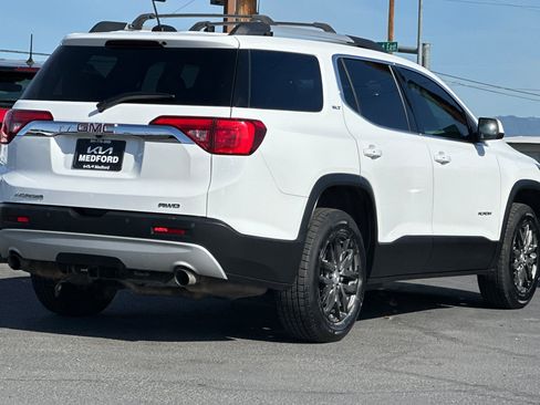 Used 2019 GMC Acadia SLT AWD/4WD image 4