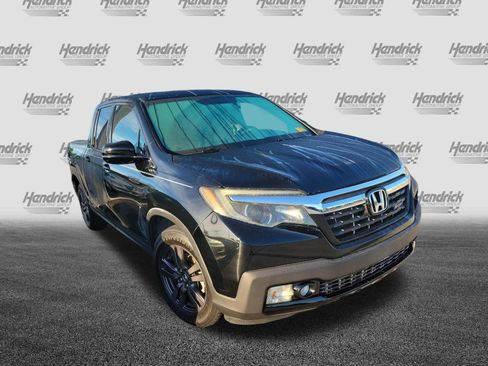 Used 2017 Honda Ridgeline Sport image 2