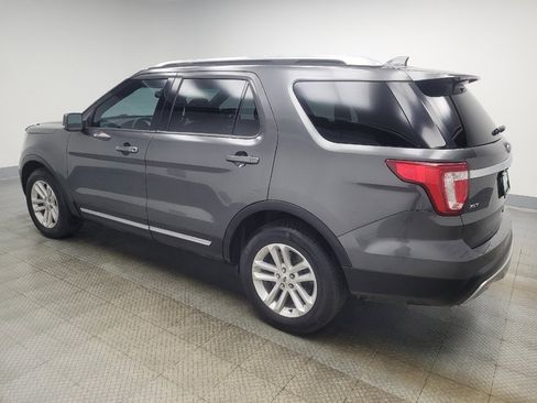 Used 2017 Ford Explorer XLT w/ Equipment Group 201A image 3