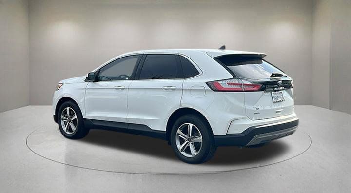 Used 2024 Ford Edge SEL w/ Convenience Package AWD/4WD image 4