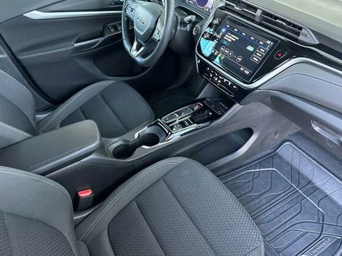 Used 2023 Chevrolet Bolt EUV LT w/ Driver Confidence Package image 15