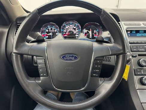 Used 2010 Ford Taurus Limited FWD image 17
