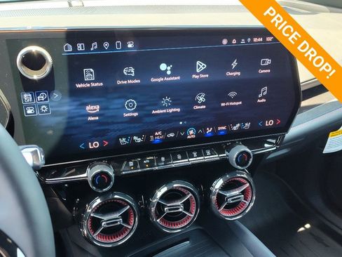 New 2025 Chevrolet Blazer EV RS image 11