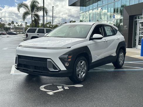 New 2026 Hyundai Kona SE FWD image 2