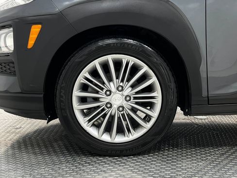 Used 2018 Hyundai Kona SEL FWD image 35