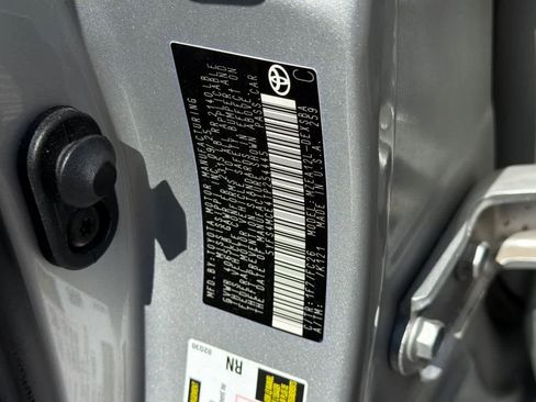 Used 2026 Toyota Corolla SE FWD image 32