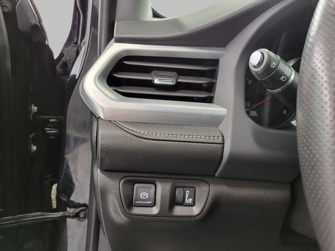 Certified 2023 GMC Acadia SLE w/ Driver Convenience Package image 10