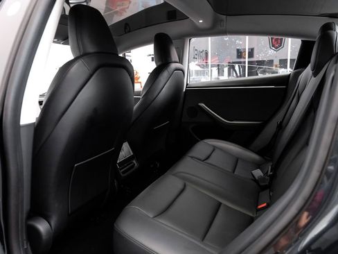 Used 2024 Tesla Model 3 Long Range RWD image 39