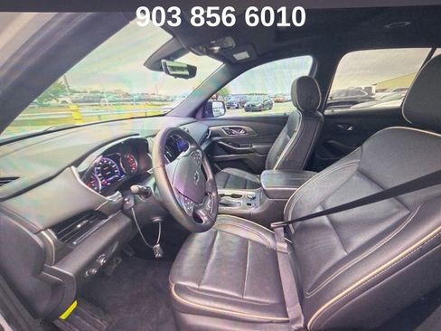 Used 2023 Chevrolet Traverse Premier w/ Redline Edition image 9
