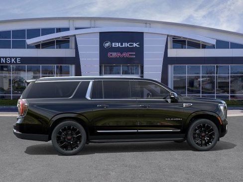 New 2026 GMC Yukon XL Elevation w/ LPO, Floor Liner Package image 5