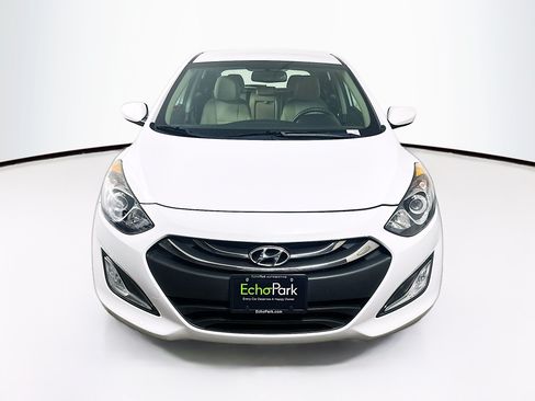 Used 2013 Hyundai Elantra GT FWD image 2