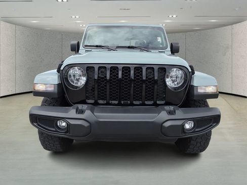 Used 2023 Jeep Gladiator Sport AWD/4WD image 10