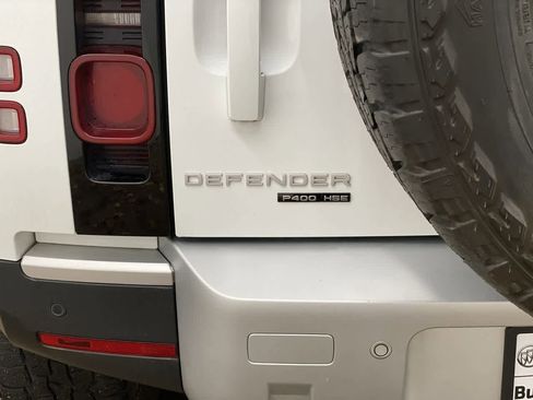 Used 2020 Land Rover Defender 110 HSE image 10