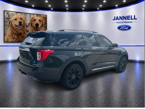 Used 2023 Ford Explorer XLT w/ Equipment Group 202A AWD/4WD image 6