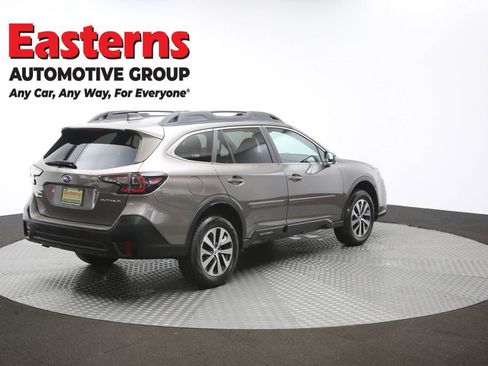 Used 2022 Subaru Outback Premium AWD/4WD image 39