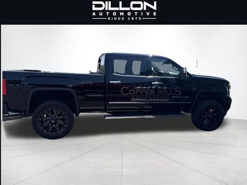 Used 2016 GMC Sierra 2500 Denali w/ Duramax Plus Package AWD/4WD image 6