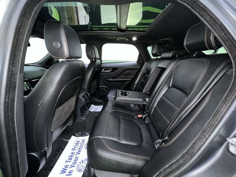 Used 2018 Jaguar F-PACE Prestige AWD/4WD image 28