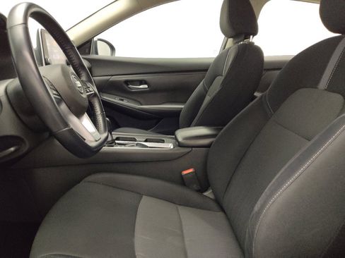 Used 2021 Nissan Sentra SV image 17