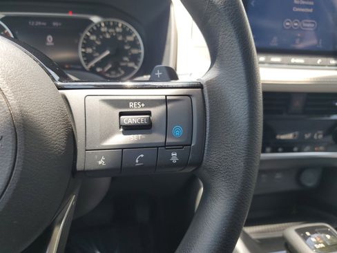 Certified 2023 Nissan Rogue SV image 19