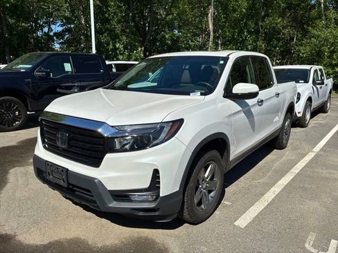 Used 2023 Honda Ridgeline RTL-E image 3