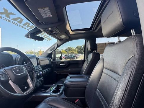 Used 2022 GMC Sierra 2500 Denali w/ Denali Ultimate Package AWD/4WD image 21