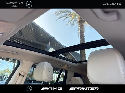 Used 2024 Mercedes-Benz GLS 450 4MATIC image 17