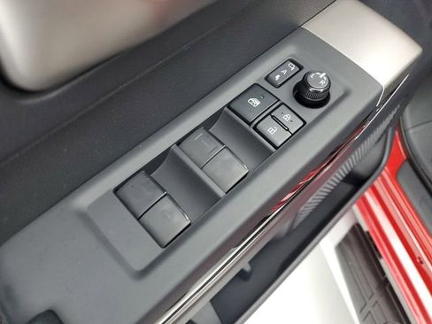 Used 2022 Toyota Tundra Limited image 21