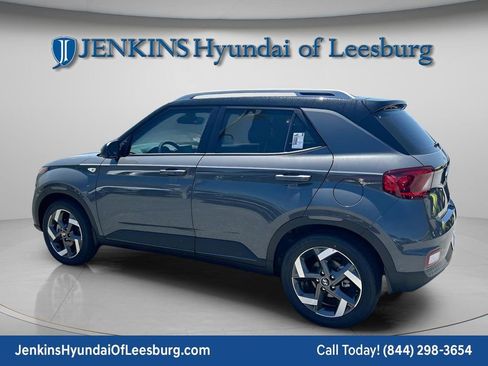 New 2026 Hyundai Venue SEL image 7