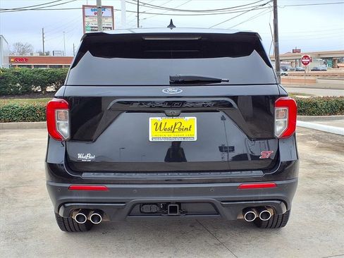 Used 2022 Ford Explorer ST image 4