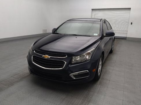 Used 2015 Chevrolet Cruze LT w/ Technology Package FWD image 15