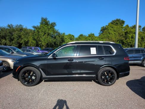 Used 2024 BMW X7 xDrive40i w/ Premium Package AWD/4WD image 2