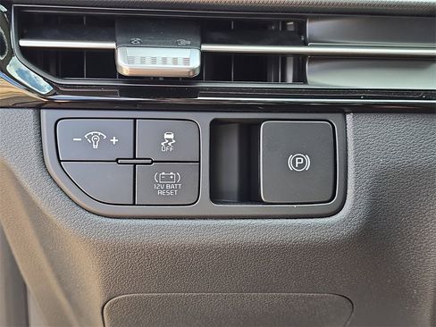 New 2026 Kia Sportage S image 27