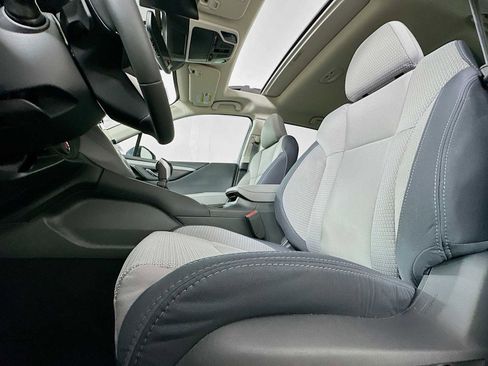 Certified 2025 Subaru Outback Premium AWD/4WD image 19