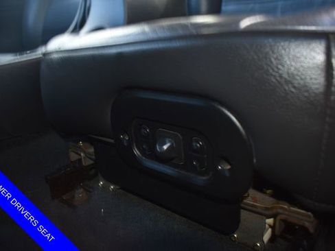 Used 2004 Ford Mustang Convertible image 6