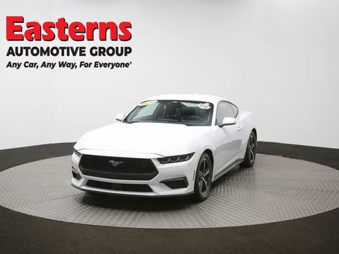 Used 2025 Ford Mustang Coupe RWD image 52