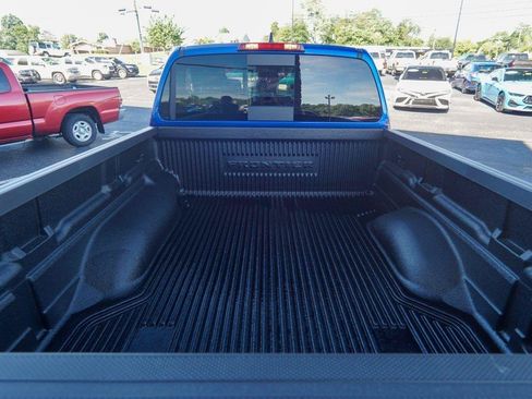 Used 2026 Nissan Frontier SV w/ All-Weather Content Package AWD/4WD image 10