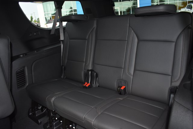 New 2026 Chevrolet Suburban High Country AWD/4WD image 17