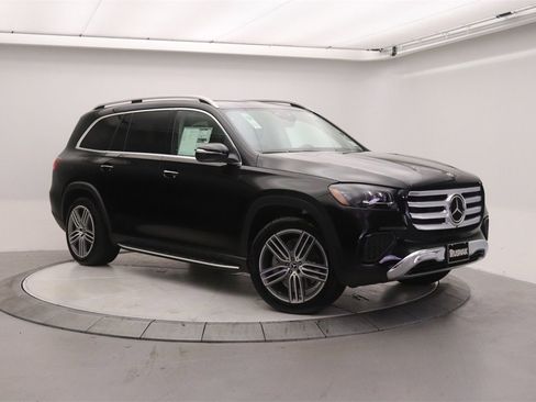 New 2026 Mercedes-Benz GLS 450 4MATIC image 16
