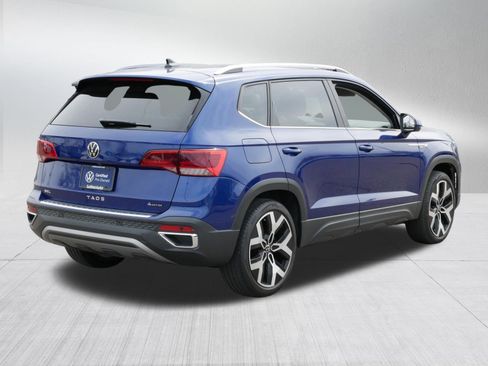 Certified 2023 Volkswagen Taos SEL image 7