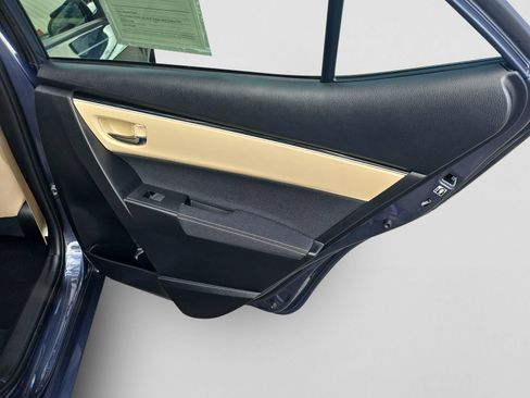 Used 2017 Toyota Corolla LE FWD image 35